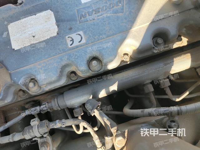 气门室盖螺丝特写（上车部件）