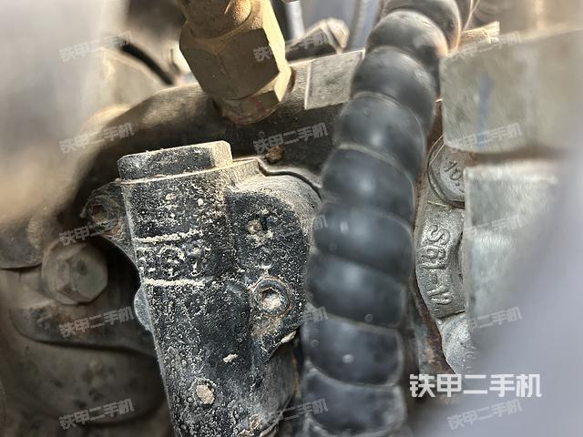 驾驶室整体（整机外观）