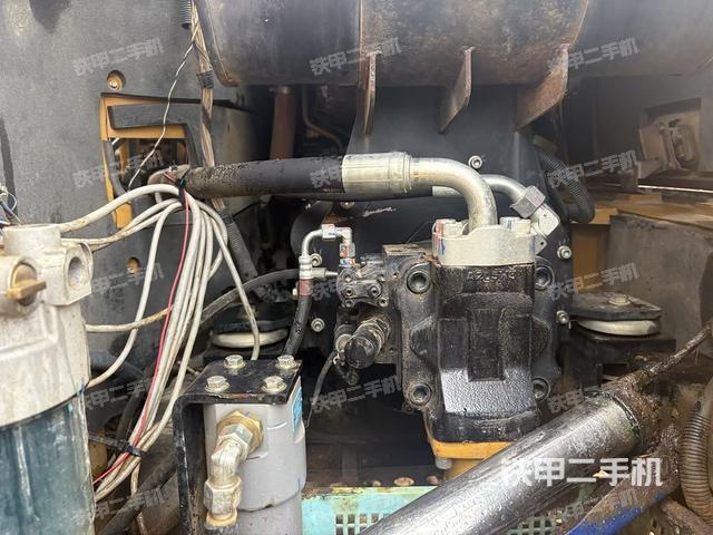 液压泵室（大件舱室）