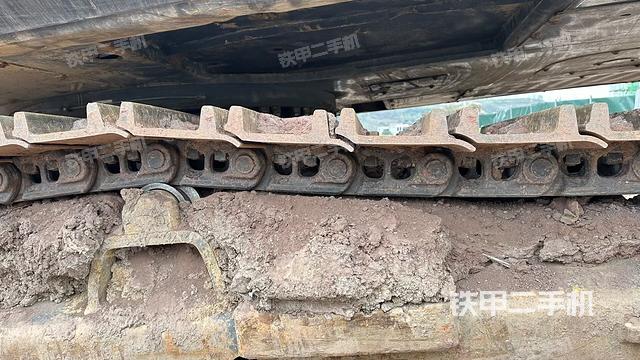 左侧履带整体 （行走机构）