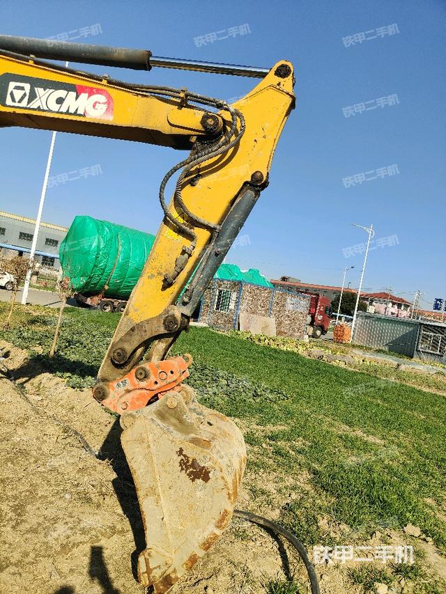 小臂整体右前（工作和回转装置）