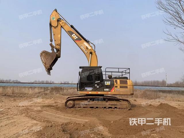 卡特彼勒324DL液压挖掘机