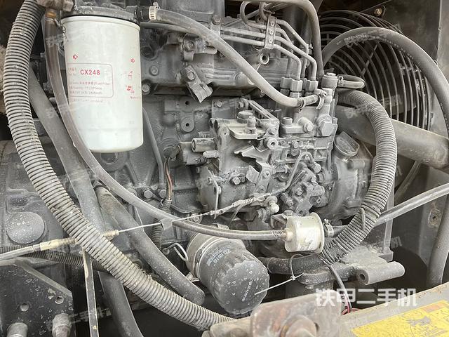 發(fā)動(dòng)機(jī)整體俯視（整機(jī)外觀）