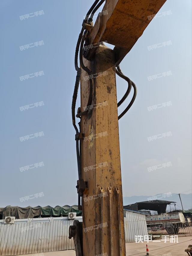 小臂整體左后（工作和回轉(zhuǎn)裝置）