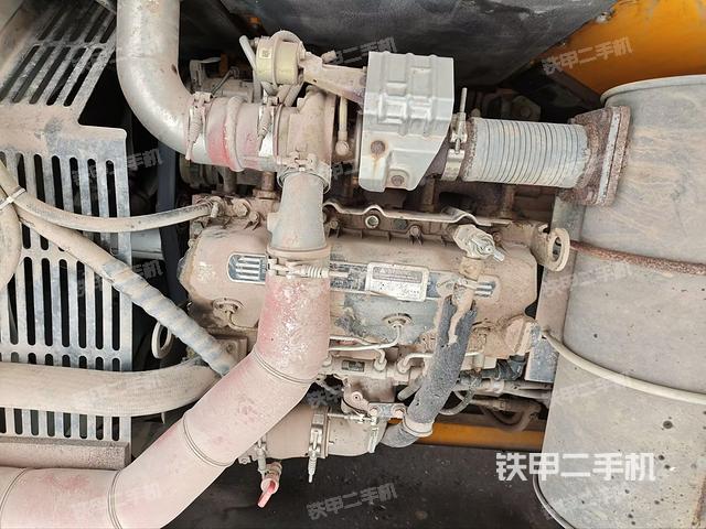 气门室盖螺丝特写（上车部件）