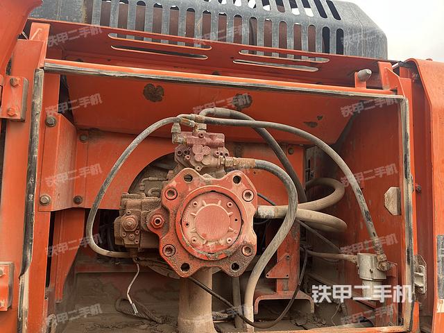 单侧履带整体（整机外观）