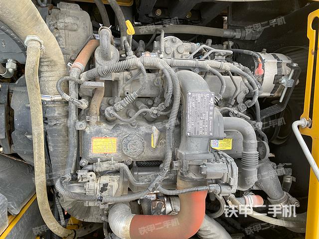 發(fā)動(dòng)機(jī)整體俯視（整機(jī)外觀）