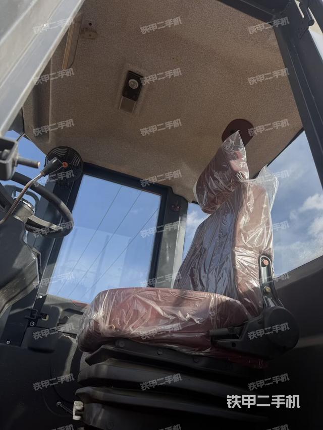 驾驶室工作台（整机外观及大件）