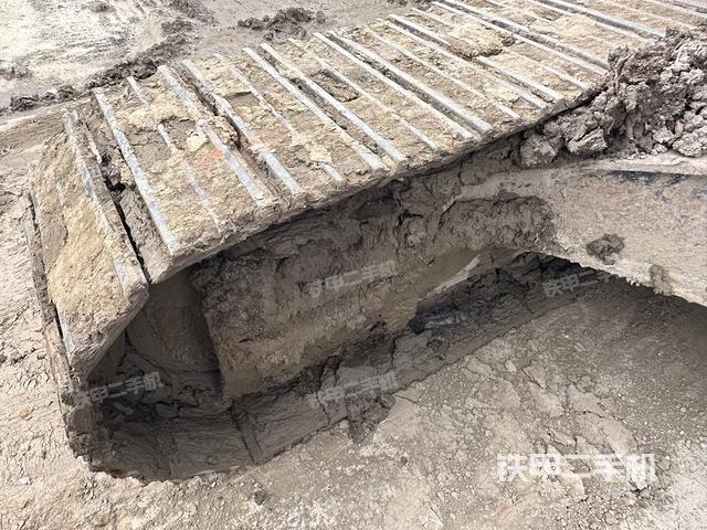 单侧履带整体（整机外观）