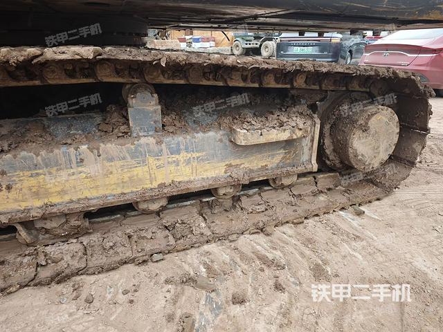 左側履帶整體?（行走機構）