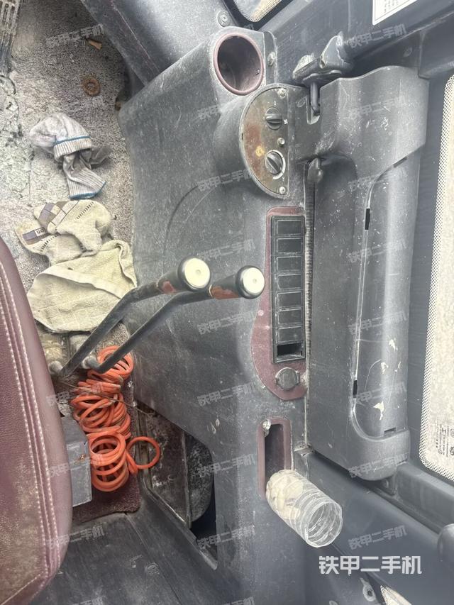 仪表盘（驾驶室部分）