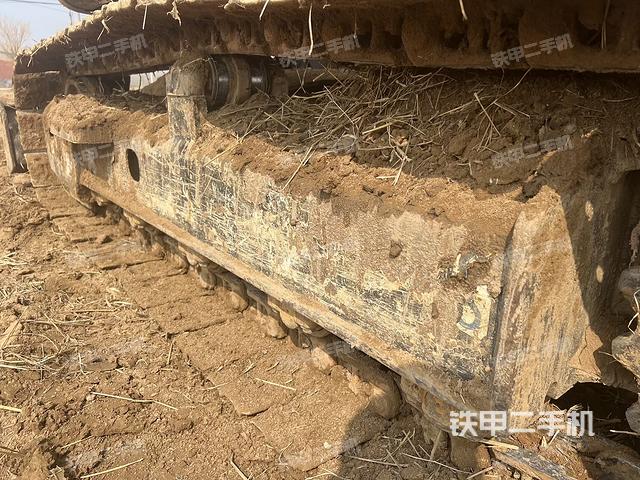 單側(cè)履帶整體（整機(jī)外觀）