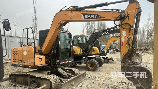 三一重工SY65C挖掘机
