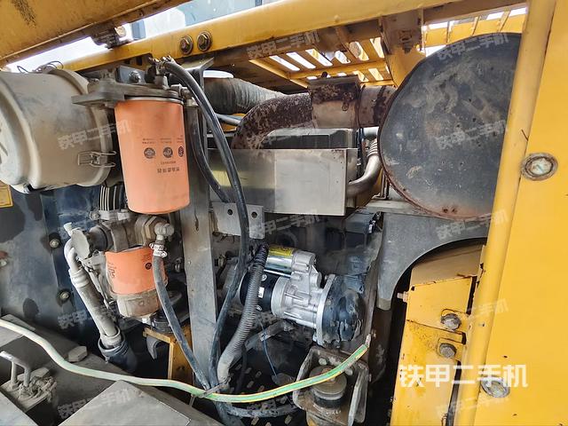 发动机整体俯视（整机外观）