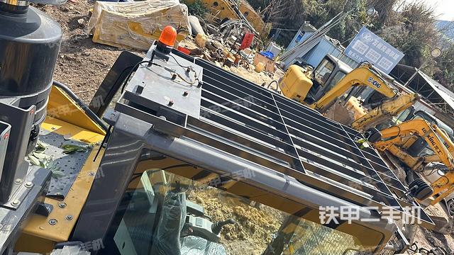 发动机室（上车部件）