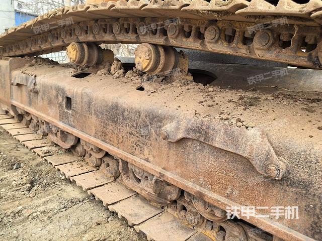 單側履帶整體（整機外觀）