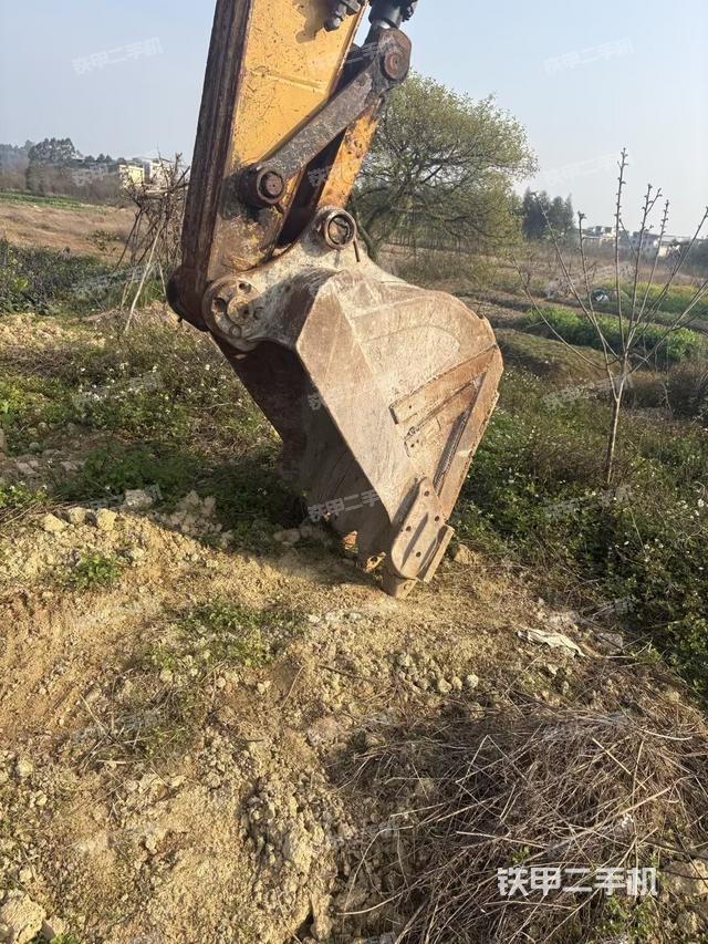 小臂整体左后（工作和回转装置）