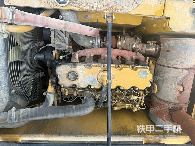 发动机整体俯视（整机外观）