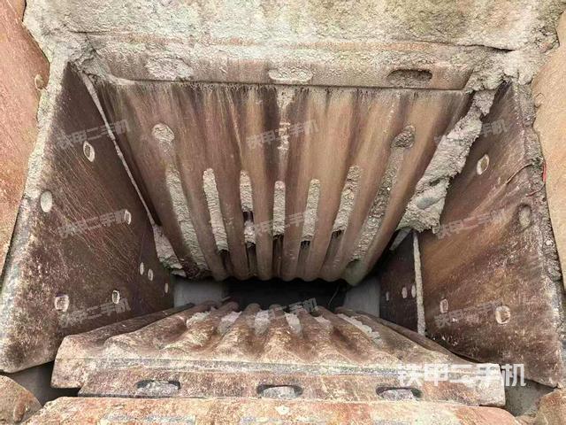 發(fā)動(dòng)機(jī)（設(shè)備外觀及核心部件）