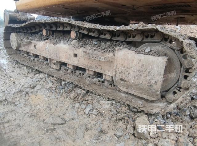 右側(cè)履帶整體（行走機(jī)構(gòu)）