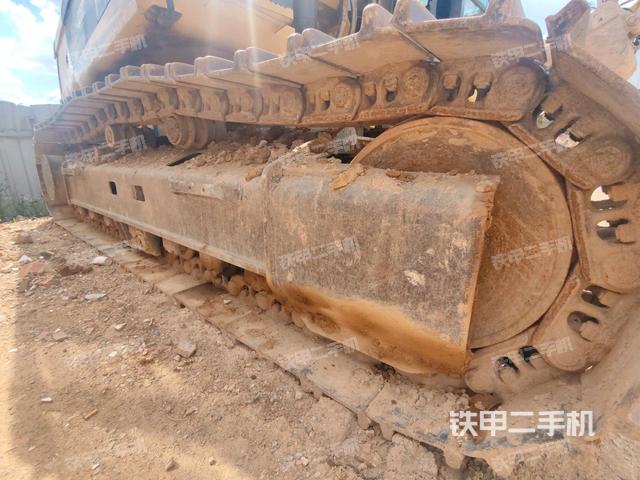 单侧履带整体（整机外观）
