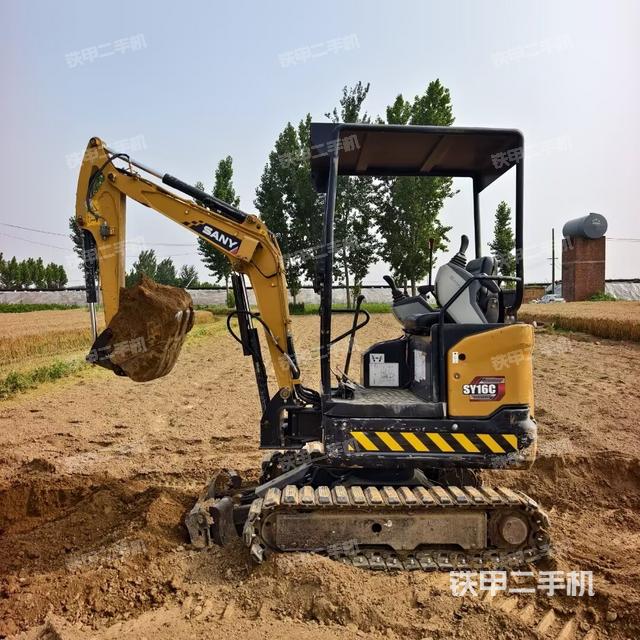 三一重工SY16C挖掘機(jī)