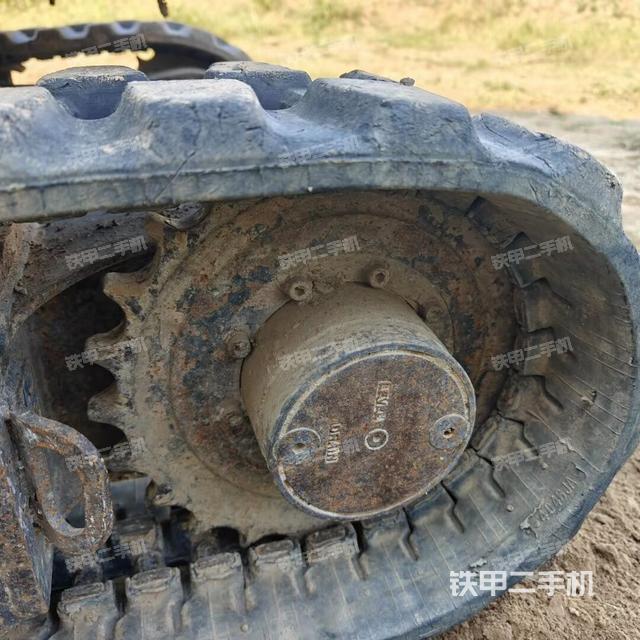单侧履带整体（整机外观）