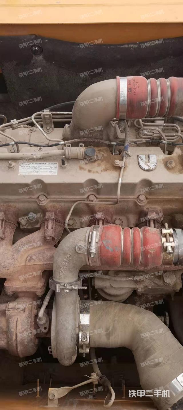 发动机整体俯视（整机外观）