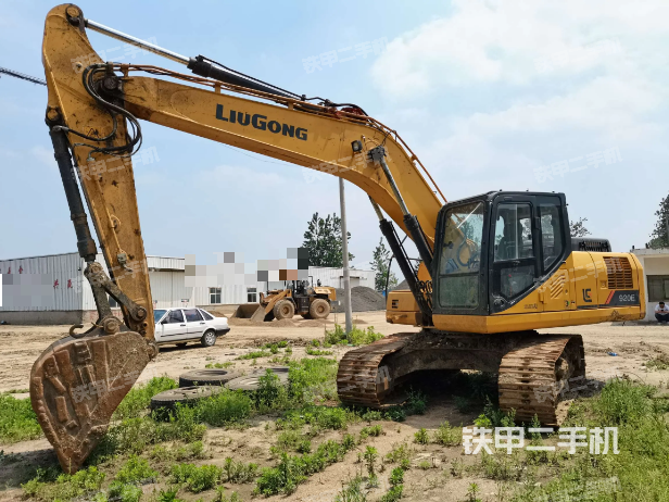 柳工clg920e挖掘机