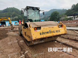 龍工LG526B6壓路機(jī)