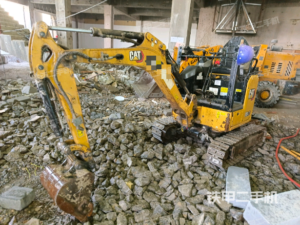 卡特彼勒CAT®301.7 CR 微型液压挖掘机