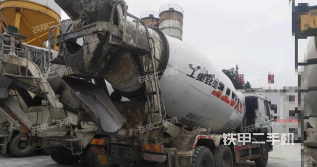 整机右后45°(设备外观及核心部件) 整机右后45°(设备外观及核心部件)