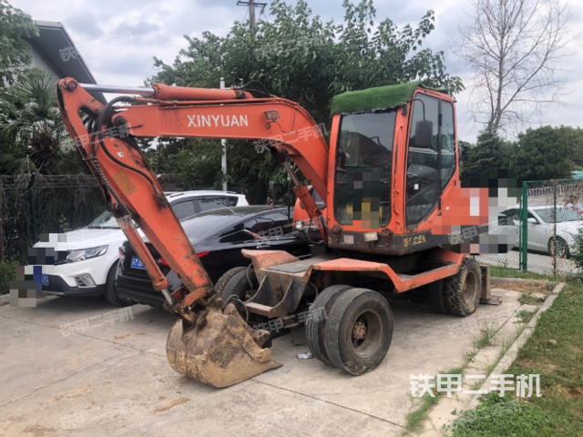 新源XY65W-8挖掘机