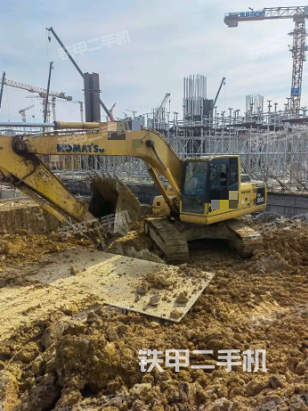 小松PC200-8N1挖掘机