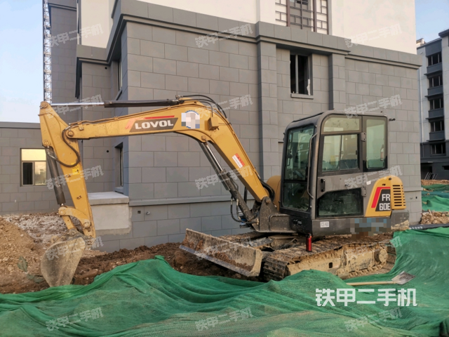 雷沃重工FR60E挖掘机