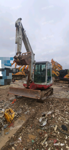 竹内挖掘机60多少钱