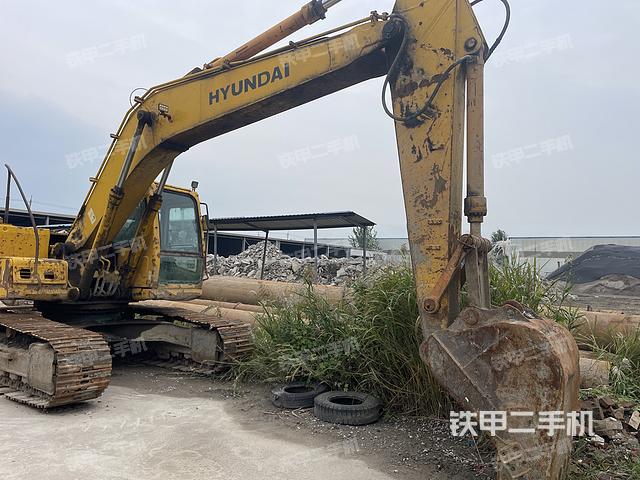 现代R225-7挖掘机