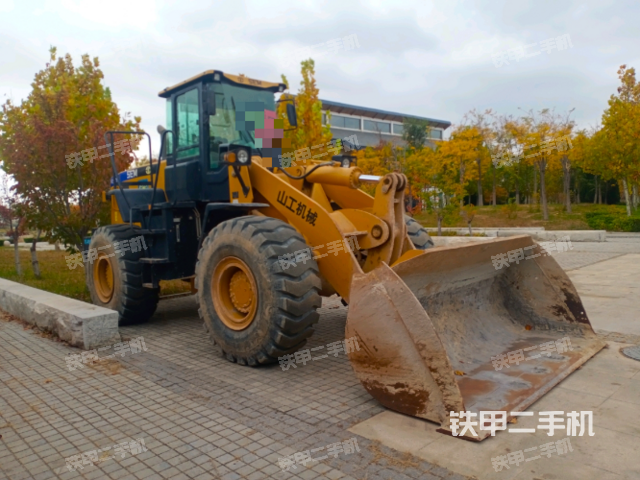 山工SEM655D装载机