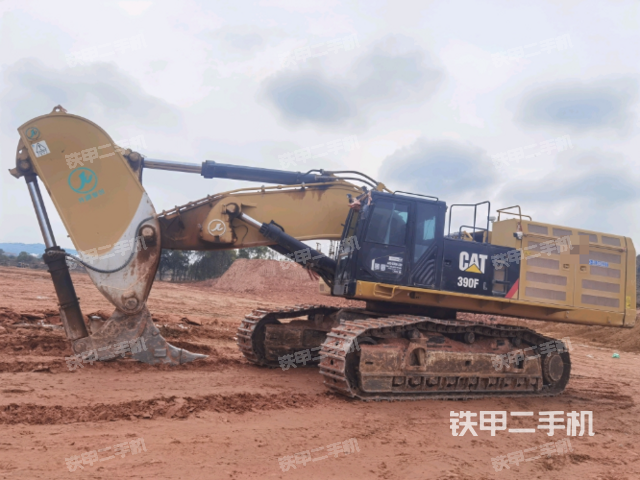 卡特彼勒CAT®390F L 液压挖掘机