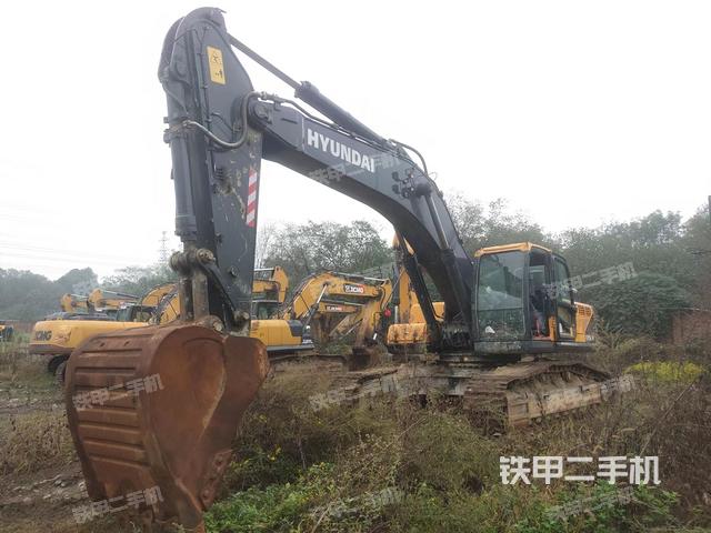 现代R375LVS挖掘机