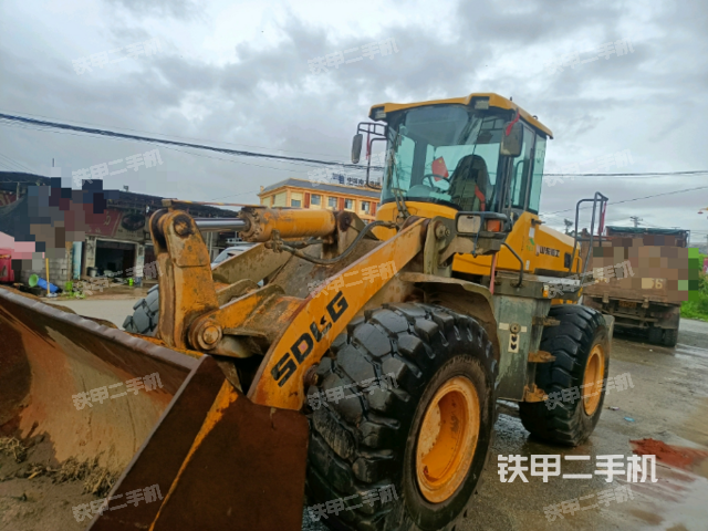 山东临工L955F装载机