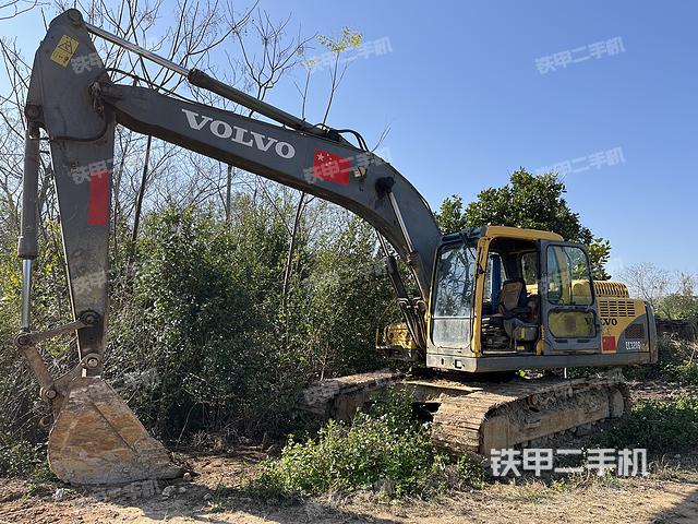 沃尔沃EC210BLC挖掘机