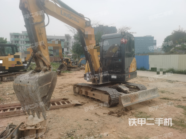 柳工CLG906E挖掘机