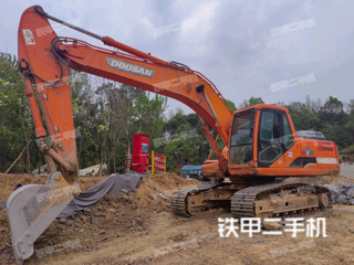 斗山DH215-9E挖掘機實拍圖片