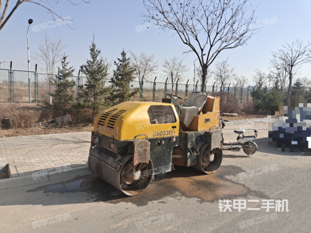 厦工XG6033D压路机