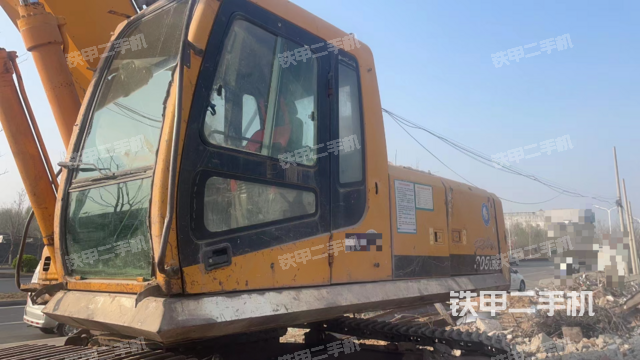 现代R305LC-7挖掘机