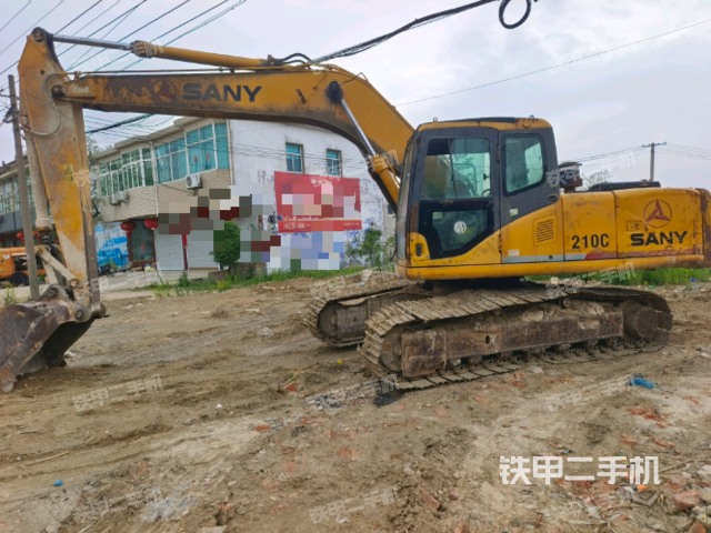 三一重工SY200C挖掘机