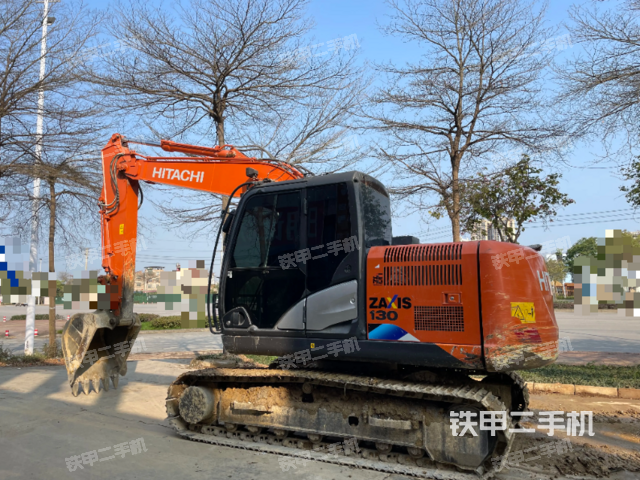 日立ZX130-5A挖掘机