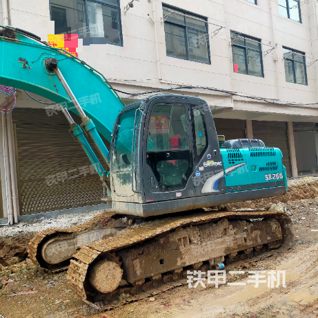 神钢SK210LC-8挖掘机