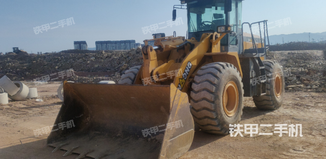 晋工JGM755KN(国Ⅲ)装载机